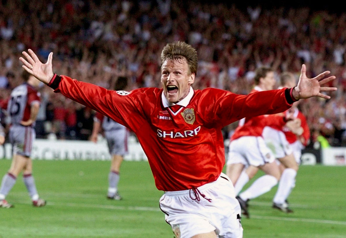 Teddy Sheringham Fustige la Politique de Transferts de Manchester United : Un Avenir Incertain