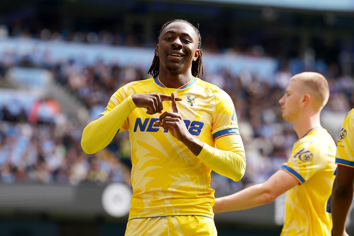Transferts d'été : Rumeurs, Mouvements et Ambitions des Plus Grands Clubs de Premier League