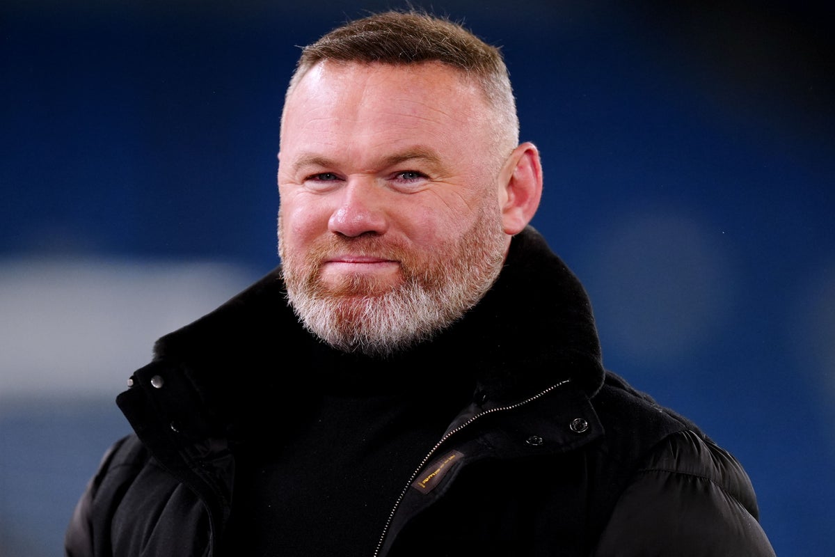 Wayne Rooney : Une Nouvelle Aventure à Macclesfield Town ?